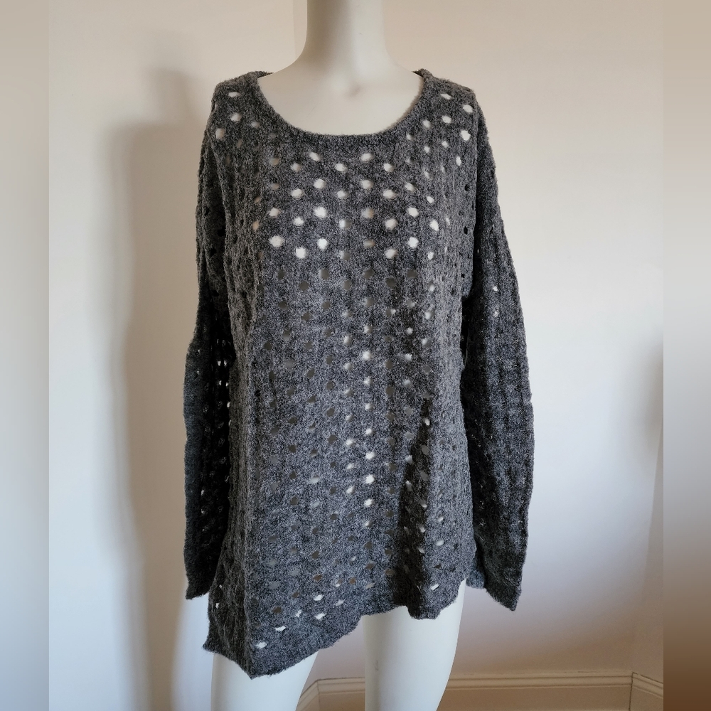 Lightly worn Aqua by Bloomingdale's cable knit sweater